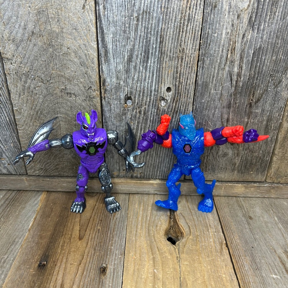 MrBeast Mr. Beast Lab Hybrids Echo-Wing Bat Hyper Fusion Plasma Panther Figures